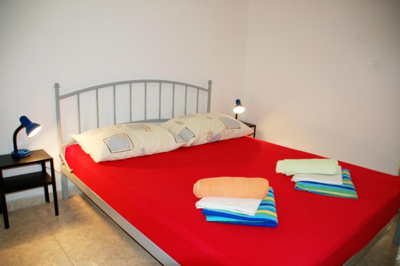 Apartments Skorup Icici Luaran gambar
